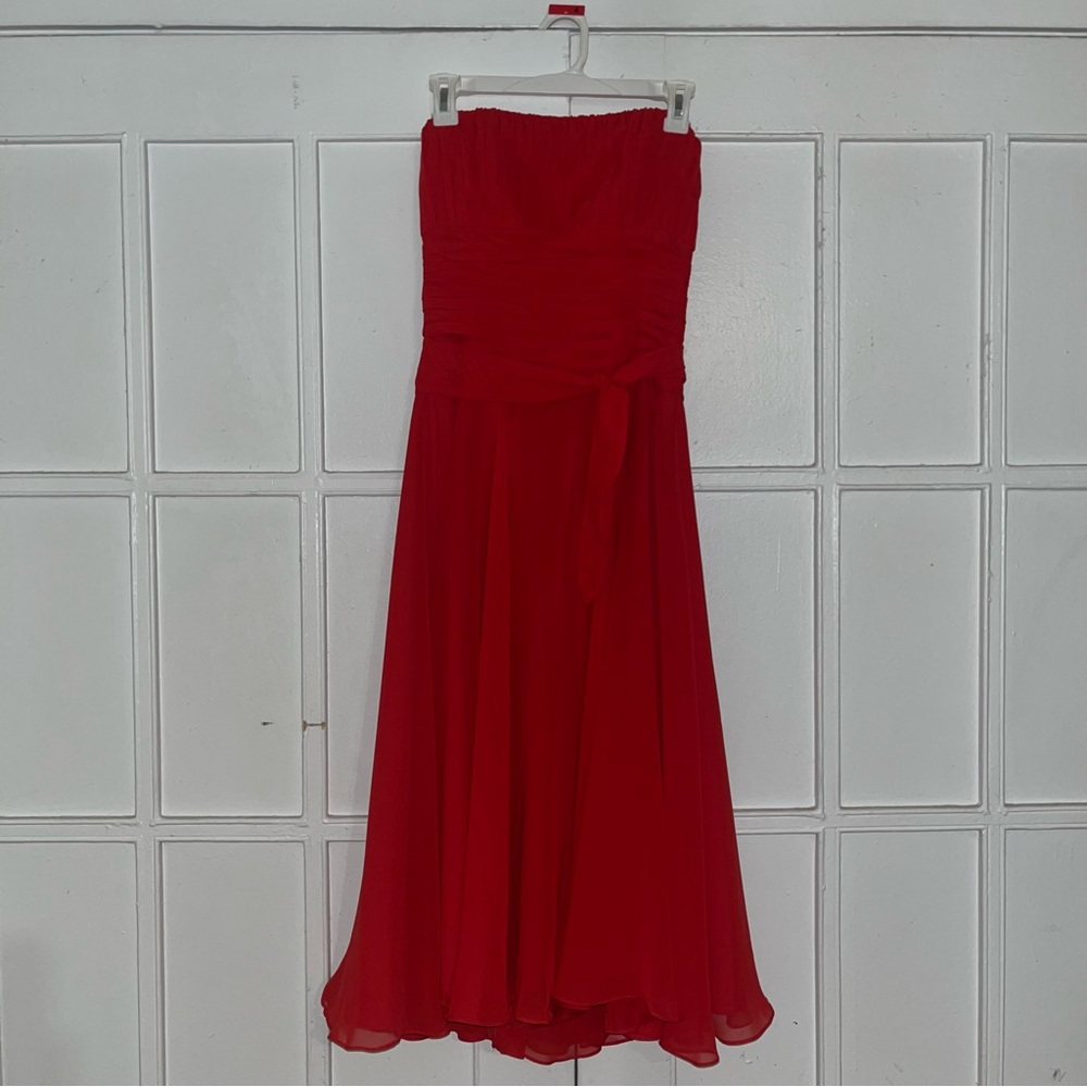 B2 Red Women's Cocktail Dress